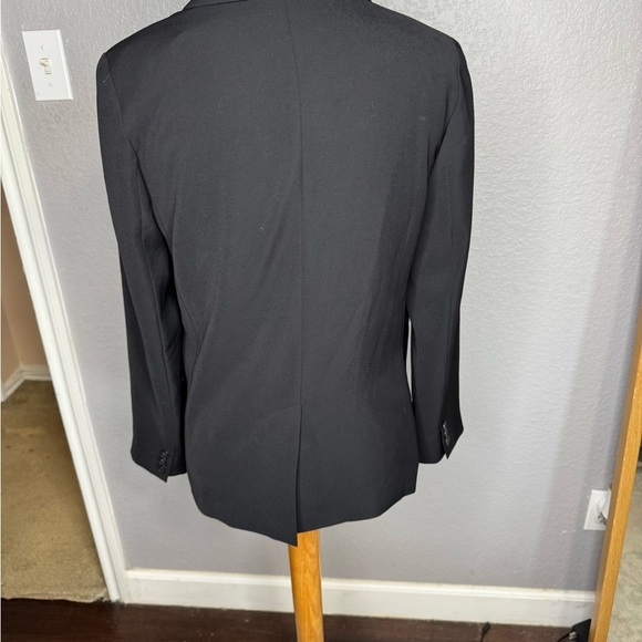 Vince Classic Black Blazer - Picture 3 of 4